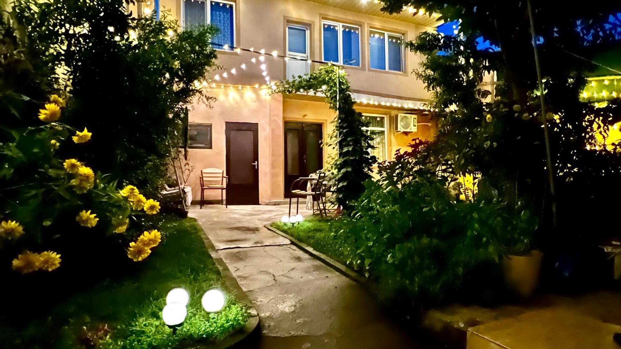 Hotel Frodo Taszkent Zewnętrze zdjęcie